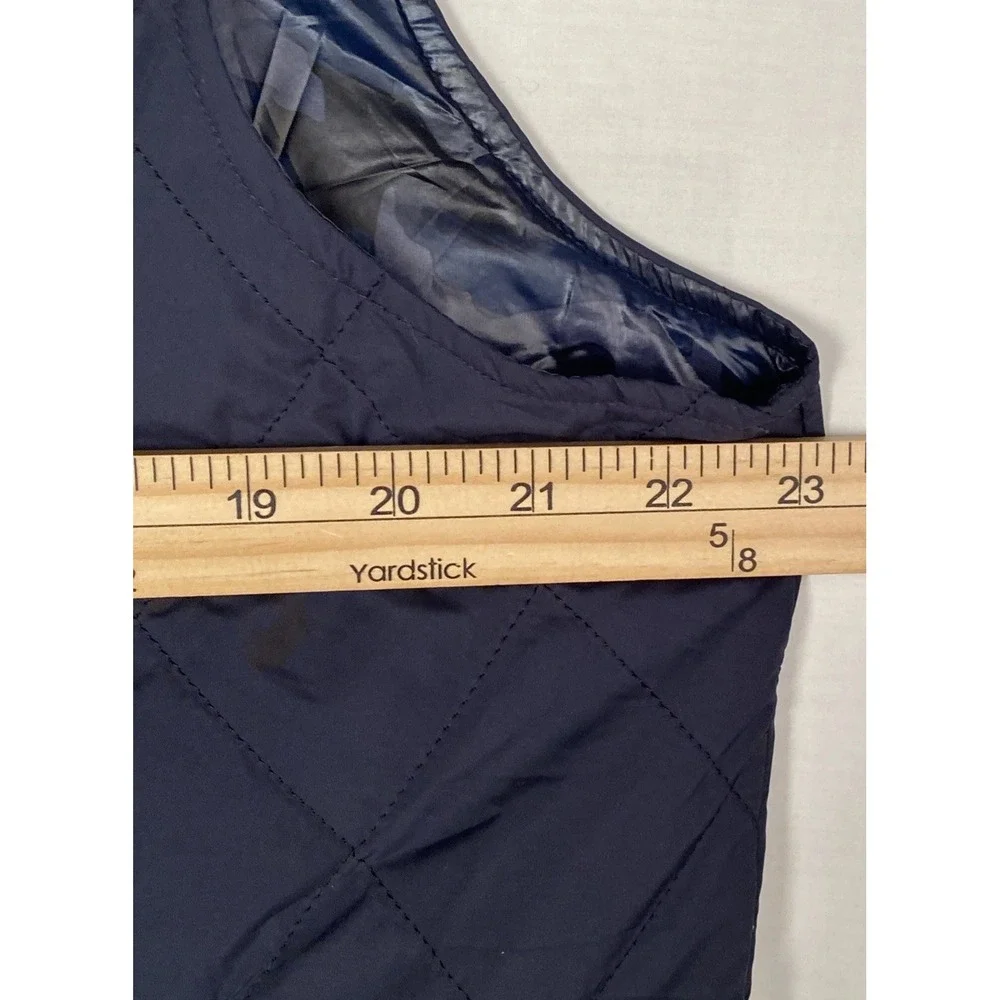 Men's Large Banana Republic Quilted Navy Zip Up‎ Vest With Zippered Pockets.